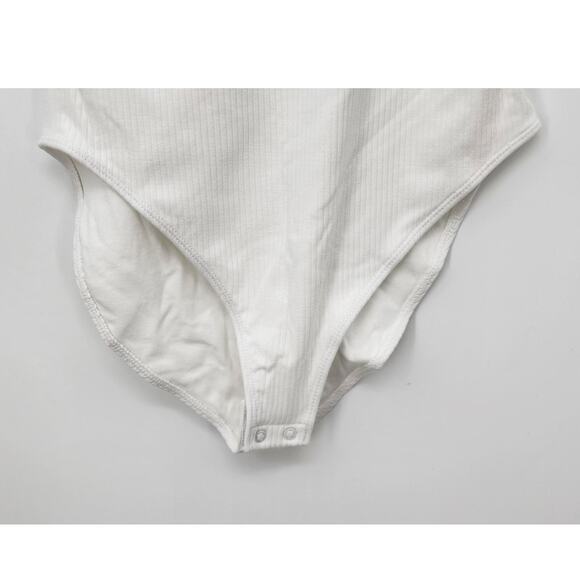 New NWT Old Navy Tie-Shoulder V-Neck‎ Rib-Knit Bodysuit White Medium - Picture 9 of 14
